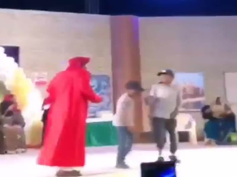 عبد الله بالخير يوضح حقيقة مقطع الفتاة المنتقبة!